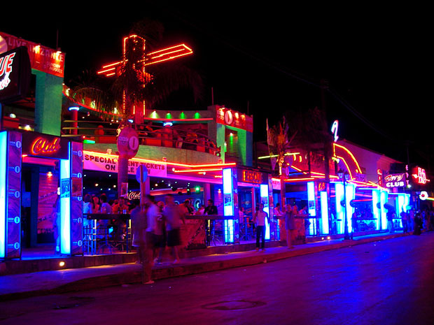 Laganas Nightlife - Bars, Clubs - Main Street!